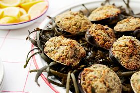 baked-stuffed-clams-070-d111289.jpg