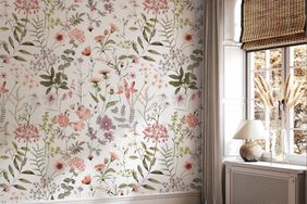 Watercolor Wild Floral Wallpaper