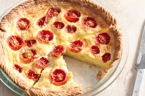 cherry-tomatoes-pecorino-quiche-003-ld110959-0414.jpg