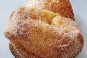 cinnamon-sugar-popover-variation-140-md110455.jpg