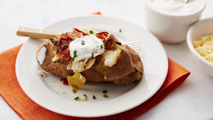 cooking-school-stuffed-baked-potato-108-d111289-1014.jpg