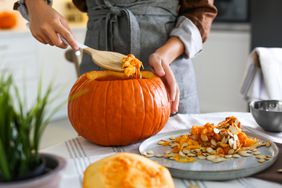 Removing seeds from pumpkin