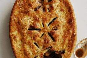 guinness-pie-102935764.jpg