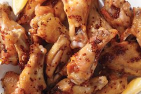 maple-dijon-chicken-wings-371-d112539.jpg