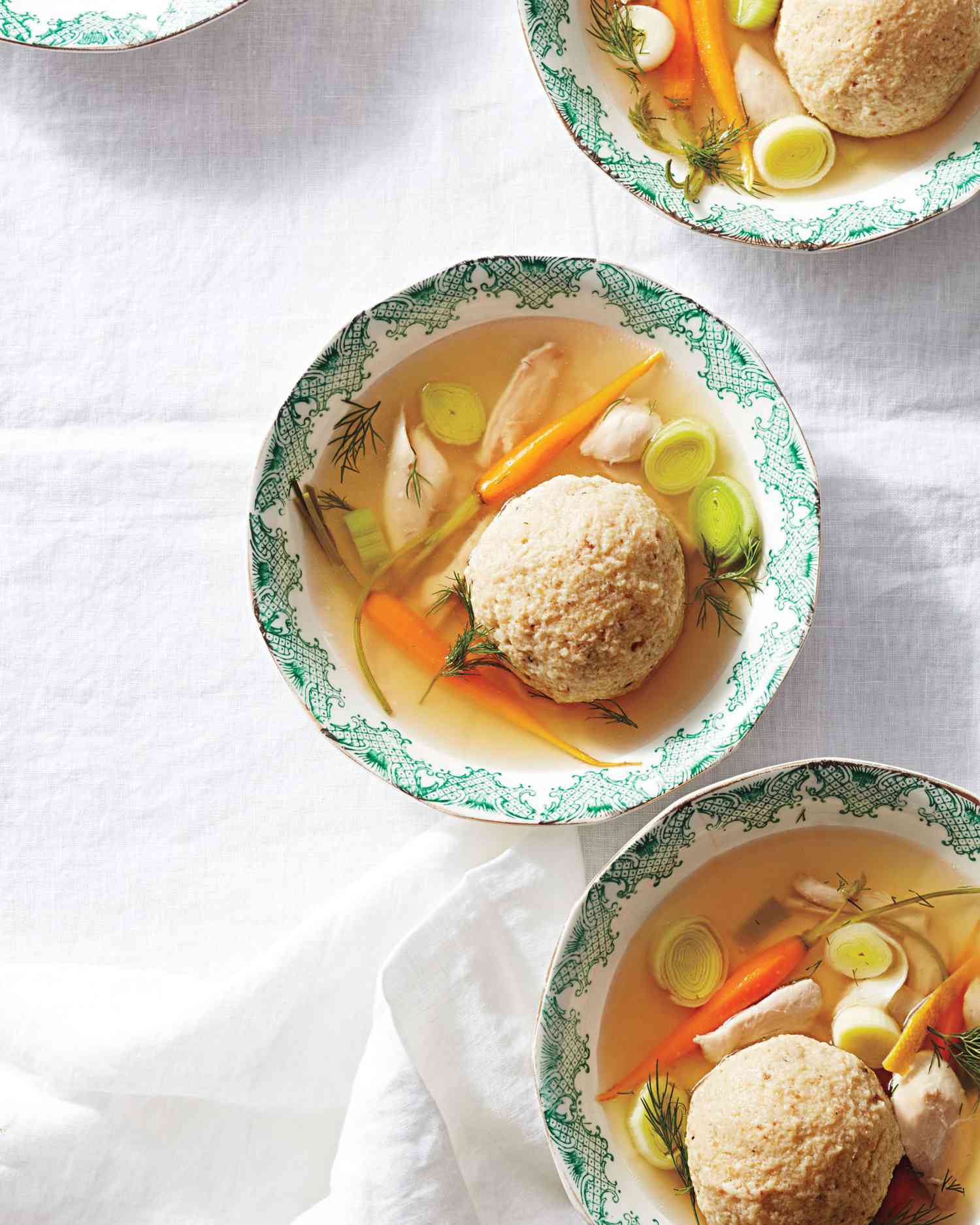 matzoh-ball-soup-037-d112763-0416.jpg