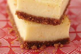 eggnog cheesecake bars