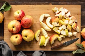 Apples on a cutting board 