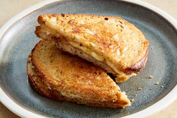 Plated grilled cheese