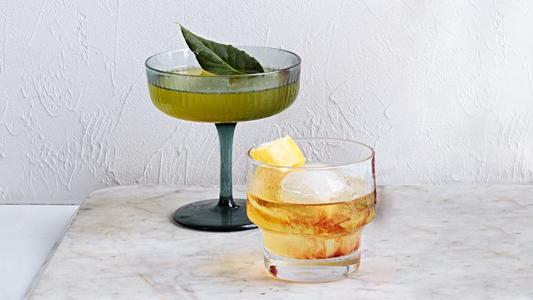 pernod bourbon spritz cocktail