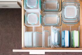 thd-busymom-tupperware-0315.jpg